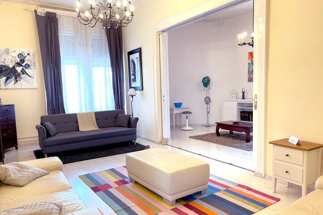 Elegant 125M2 Apartment In Center Of ブダペスト エクステリア 写真