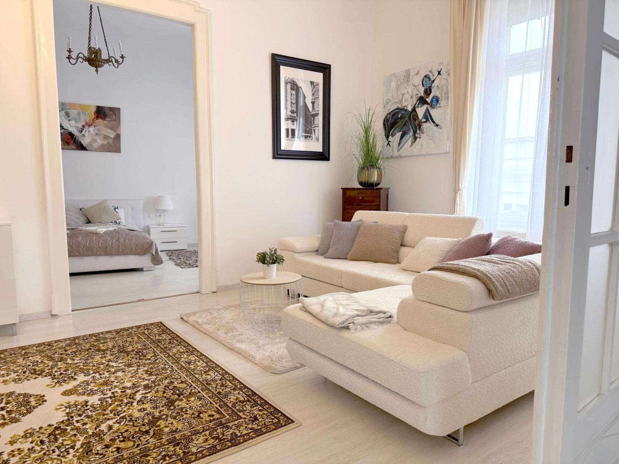 Elegant 125M2 Apartment In Center Of ブダペスト エクステリア 写真