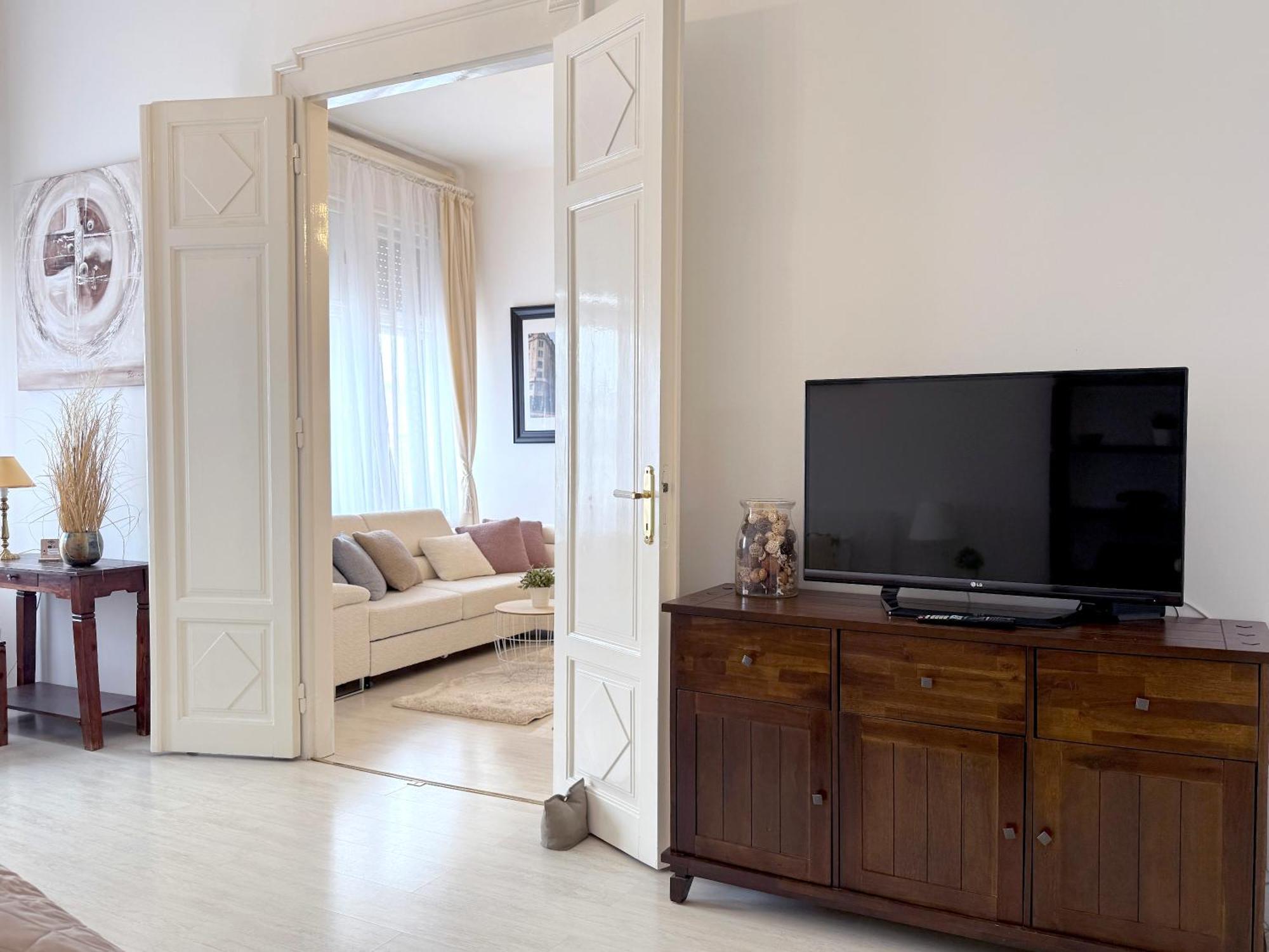 Elegant 125M2 Apartment In Center Of ブダペスト エクステリア 写真